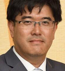 横内 大介